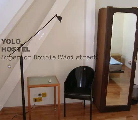 Yolo Хостел Будапешт
