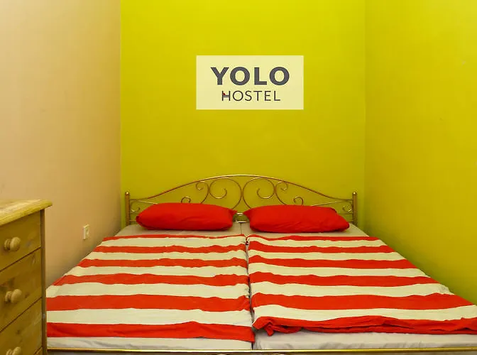Хостел Yolo *