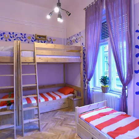 Yolo Hostel Budapest