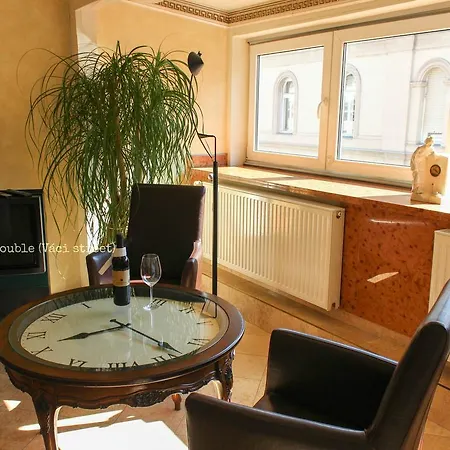 Yolo Hostal Budapest