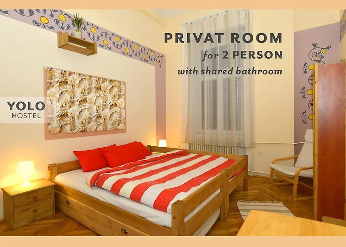 Yolo Hostel