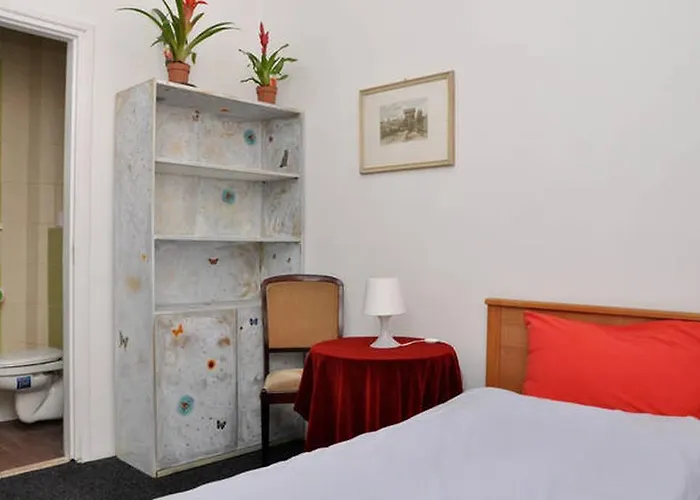 Yolo Hostel Budapesta