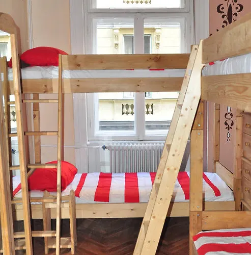 Hostel Yolo Budapesta