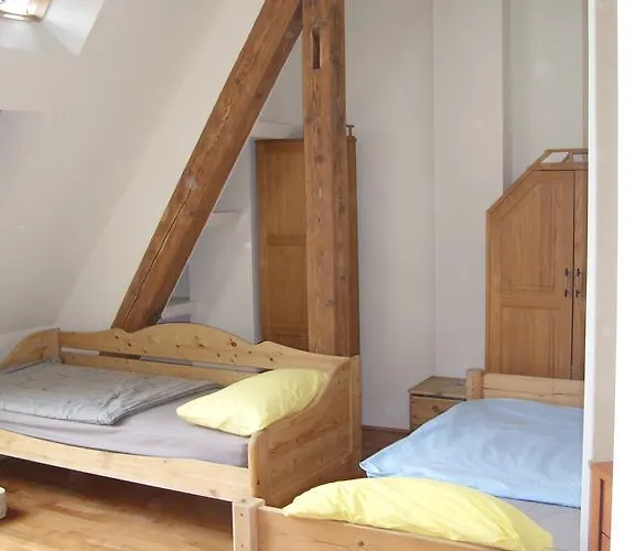 Hostel Yolo *